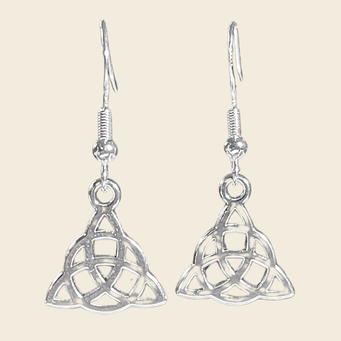 Triquetra Celtic Knot