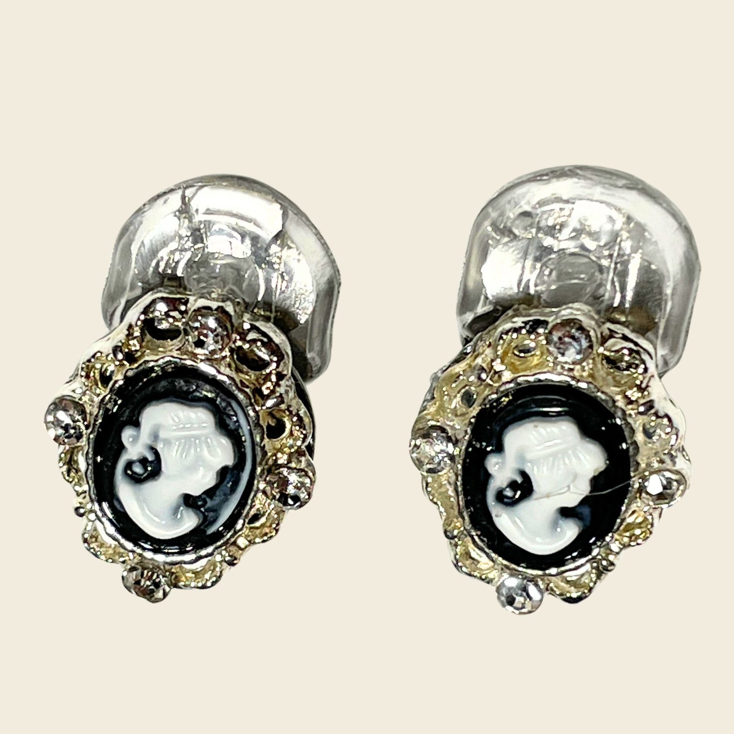 Victorian Lady (Clip On)