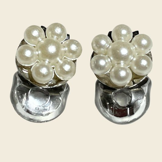 Pearl Cluster Clip On